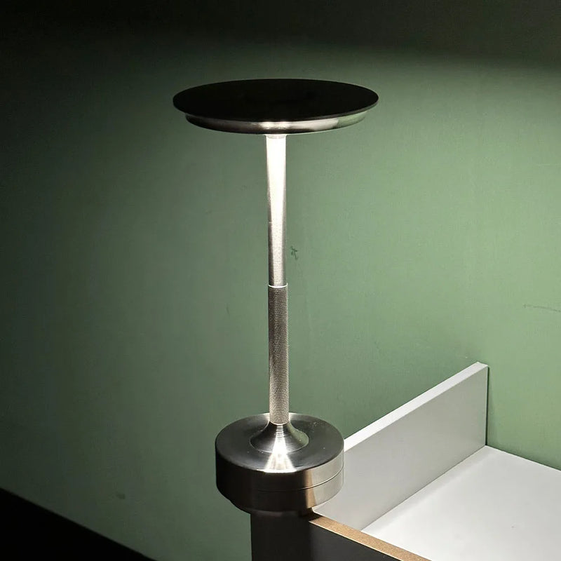 Luminária de Mesa Criativa Recarregável LED Sensível ao Toque para decoração de casa, estudo,mesa escritório  kasaprime